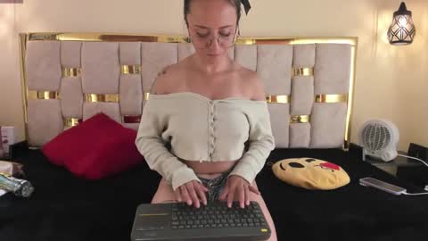 tattaa 3 online show from 01-25-25, 09:14