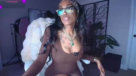 Tatted Queen online show from 05-14-26, 03:13