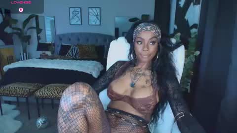 Tatted Queen online show from 07-24-26, 07:56