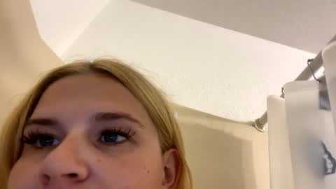 Snapshot of tattedlilmama chatting on 07-15-26, 07:08 Tattedlilmama online show from 07-15-26, 07:08