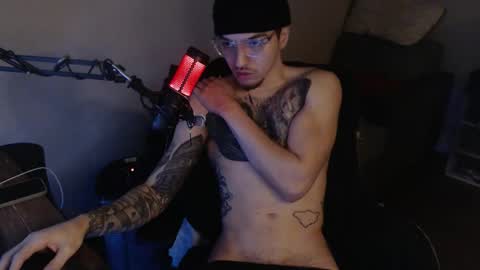 Snapshot of tattedtoyabuser chatting on 12-18-25, 09:54 tattedtoyabuser online show from 12-18-25, 09:54