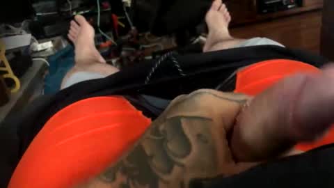 Snapshot of tattedtradie chatting on 04-25-26, 05:43 tattedtradie online show from 04-25-26, 05:43