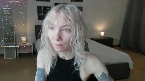 Snapshot of tattoo_artbaby chatting on 12-05-25, 01:47 tattoo_artbaby online show from 12-05-25, 01:47