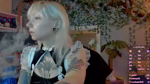 Snapshot of tattoo_artbaby chatting on 06-25-26, 02:44 tattoo_artbaby online show from 06-25-26, 02:44