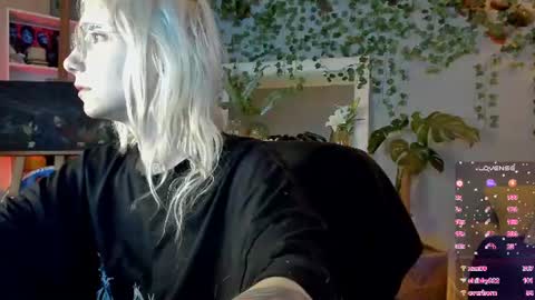 Snapshot of tattoo_artbaby chatting on 06-26-26, 06:40 tattoo_artbaby online show from 06-26-26, 06:40