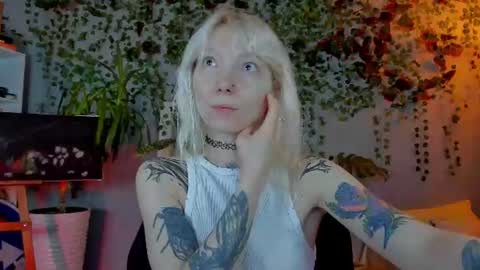 Snapshot of tattoo_artbaby chatting on 07-04-26, 01:12 tattoo_artbaby online show from 07-04-26, 01:12