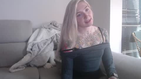 tattoobbgirl online show from 11-05-25, 12:49