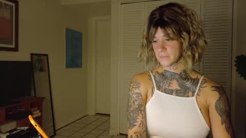 Snapshot of tattooed_natalia chatting on 02-02-25, 09:51 Natalia 3 online show from 02-02-25, 09:51