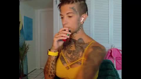 Snapshot of tattooed_natalia chatting on 06-21-26, 02:19 Natalia 3 online show from 06-21-26, 02:19