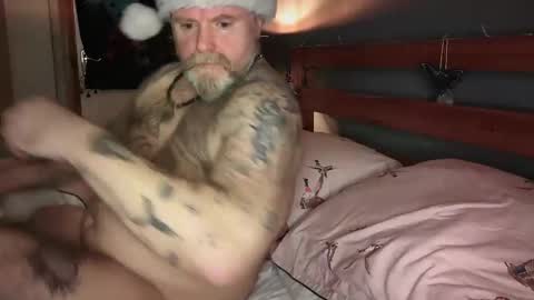 Tattooeddilf 01 online show from 12-25-24, 01:42