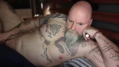 Tattooeddilf 01 online show from 11-12-25, 12:11