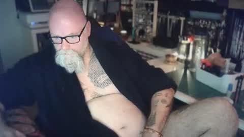 Tattooeddilf 01 online show from 11-26-25, 12:55