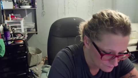 Snapshot of tattooeddirtyteacher chatting on 02-06-25, 10:10 Lisa Lovely online show from 02-06-25, 10:10