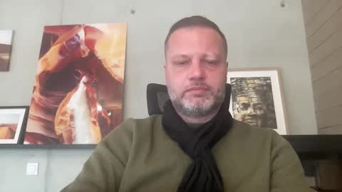 Snapshot of tattoomanforgirls chatting on 01-12-26, 08:41 tattoomanforgirls online show from 01-12-26, 08:41