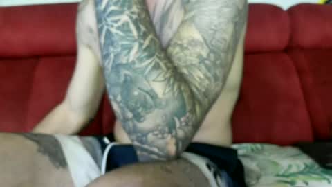 Snapshot of tatuadorhotxxx chatting on 06-29-26, 09:04 Tatuado20cm online show from 06-29-26, 09:04