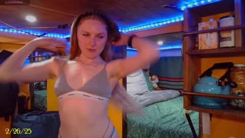 Snapshot of tatum__kahlo chatting on 02-26-25, 11:59 TATUM ALL MY LINKS online show from 02-26-25, 11:59