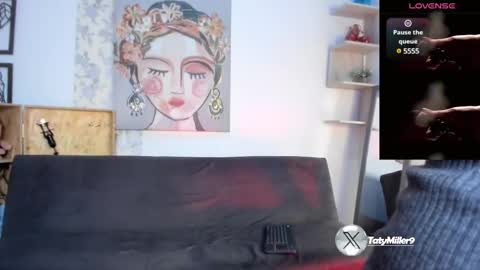 Snapshot of taty_miller chatting on 02-28-25, 08:50 Taty Miller online show from 02-28-25, 08:50
