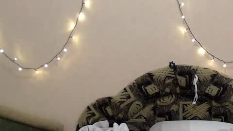 Taya online show from 04-21-26, 07:28