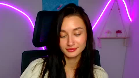 Snapshot of tayavibe chatting on 06-18-26, 09:58 Taya online show from 06-18-26, 09:58