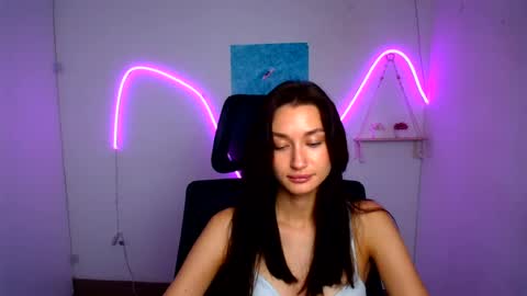 Snapshot of tayavibe chatting on 07-15-26, 06:29 Taya online show from 07-15-26, 06:29