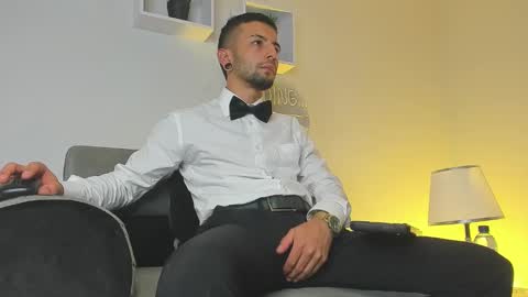 tayer_bennet online show from 09-11-25, 03:28