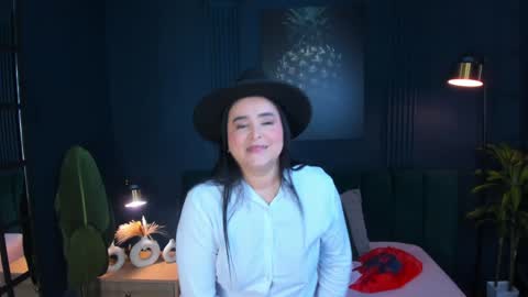 Taylor Bennet online show from 01-25-25, 12:05