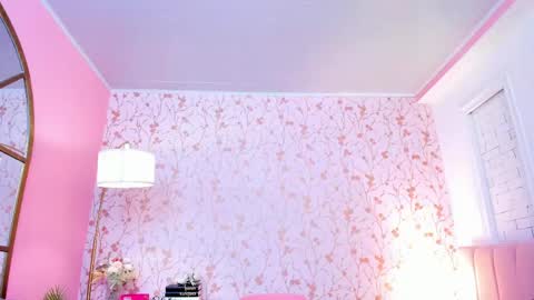 Taylor Bennet online show from 04-18-26, 11:47