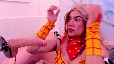 taylor_cupper_ online show from 11-08-25, 04:23