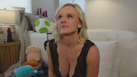 Taylor --  online show from 02-18-25, 08:58