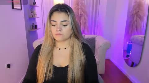 Snapshot of taylor_smith1_ chatting on 01-14-26, 08:36 Taylor online show from 01-14-26, 08:36