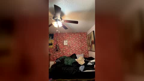 Trevorling online show from 04-27-26, 12:14