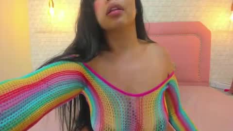 Snapshot of taylormeller chatting on 07-24-26, 03:37 TAYLOR online show from 07-24-26, 03:37