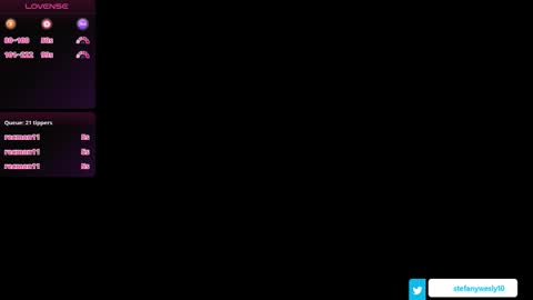 Snapshot of taylorr_evans chatting on 10-13-25, 04:40 taylorr_evans online show from 10-13-25, 04:40