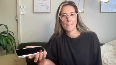 Taylor online show from 03-13-26, 10:38