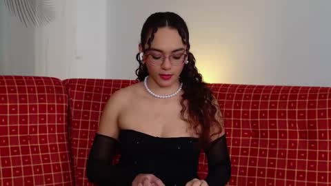 Tay Tay online show from 01-10-26, 09:30