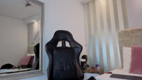 tayra online show from 02-01-26, 06:17