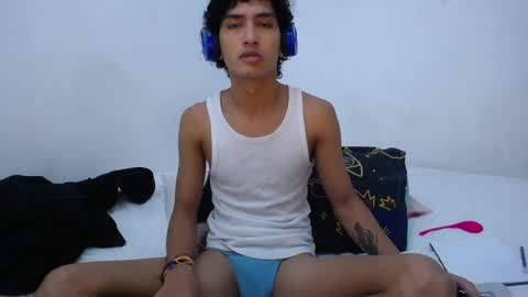 Snapshot of tayronx33 chatting on 12-27-24, 06:31 Tayron online show from 12-27-24, 06:31