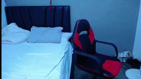 Snapshot of tayronx33 chatting on 11-16-25, 06:46 Tayron online show from 11-16-25, 06:46