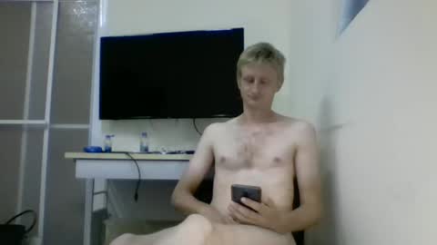 tcute0 online show from 10-31-25, 08:59