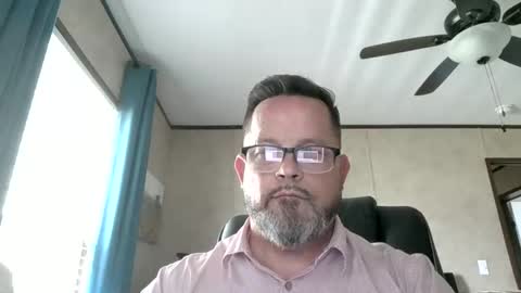 Snapshot of tdhawk87 chatting on 05-04-26, 09:00 tdhawk87 online show from 05-04-26, 09:00