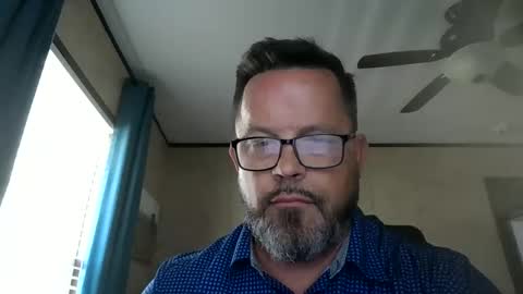 Snapshot of tdhawk87 chatting on 05-11-26, 09:56 tdhawk87 online show from 05-11-26, 09:56
