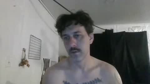 Snapshot of tdiddy222 chatting on 05-30-26, 02:08 tdiddy222 online show from 05-30-26, 02:08