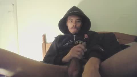 Snapshot of tdr1998 chatting on 02-08-26, 08:01 tdr1998 online show from 02-08-26, 08:01