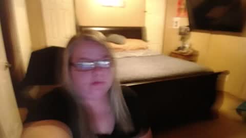 Snapshot of teamdixon chatting on 07-14-26, 03:11 Team Dixon online show from 07-14-26, 03:11