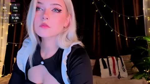 Snapshot of teapartyalice chatting on 05-08-26, 03:56 Alice online show from 05-08-26, 03:56