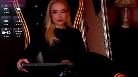 Snapshot of teasingjulianna chatting on 11-11-25, 10:32 teasingjulianna online show from 11-11-25, 10:32