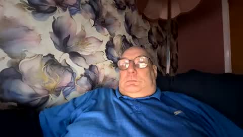 Mark online show from 02-08-26, 04:21