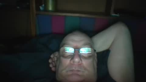 Mark online show from 04-14-26, 07:03