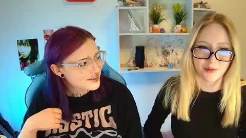 Snapshot of technical_face_powder_error chatting on 01-15-26, 01:37 technical_face_powder_error online show from 01-15-26, 01:37