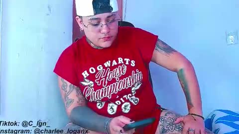 Charlee He online show from 01-18-25, 01:30